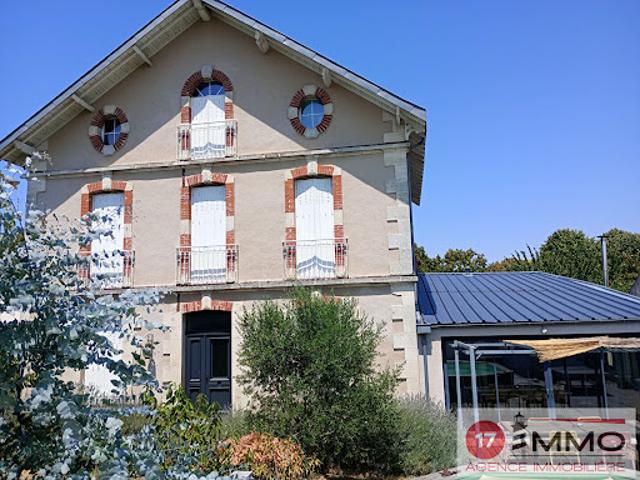 Vente Maison 6 pièces 198 m2 Rochefort