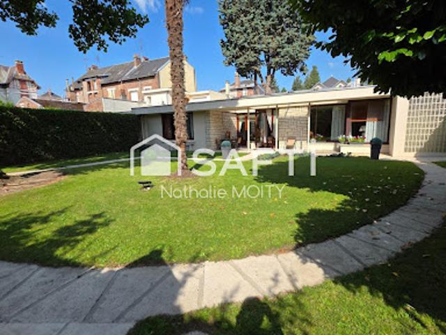 Vente Maison 6 pièces 199 m2 Saint Quentin