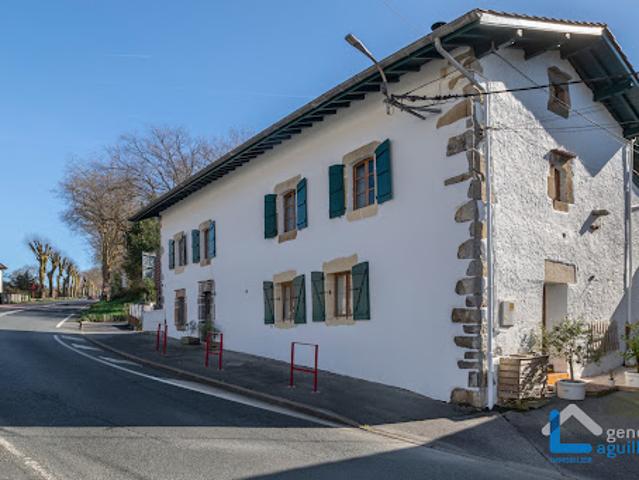 Vente Maison 6 pièces 199 m2 Urrugne