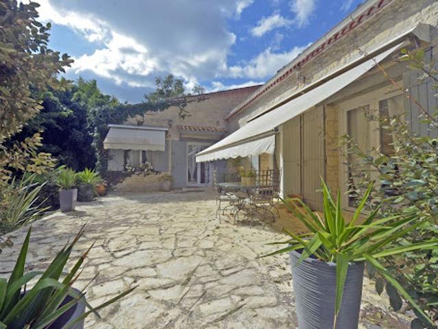 Vente Maison 6 pièces 190 m2 Meursac