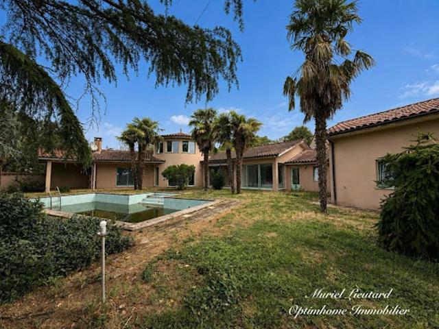 Vente Maison 6 pièces 190 m2 Capdenac