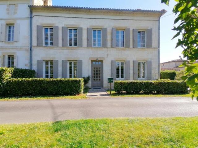 Vente Maison 6 pièces 190 m2 Eynesse