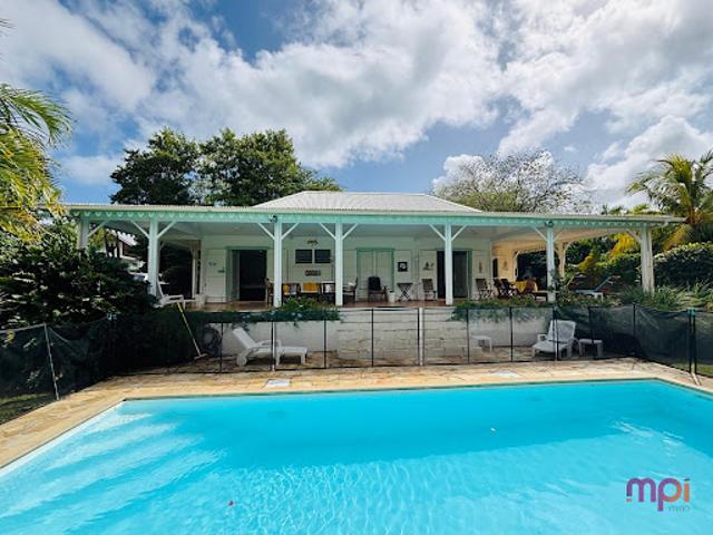 Vente Maison 7 pièces 190 m2 Le diamant