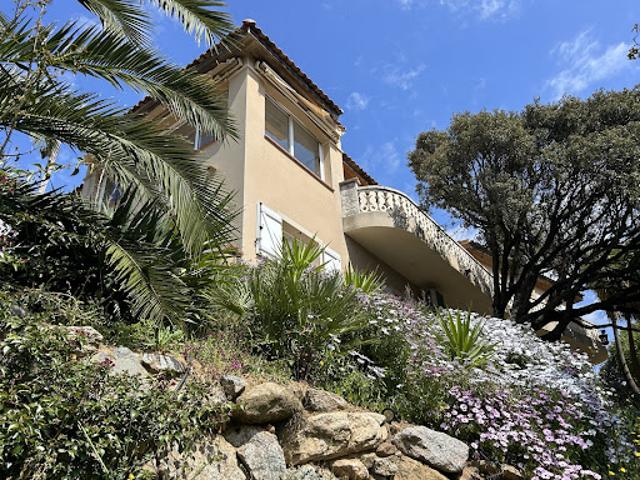 Vente Maison 6 pièces 190 m2 Propriano