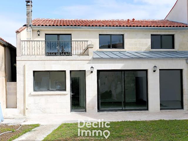 Vente Maison 6 pièces 190 m2 Saint Hilaire de Villefranche