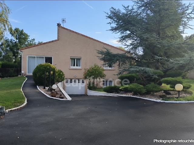 Vente Maison 6 pièces 191 m2 Pisany