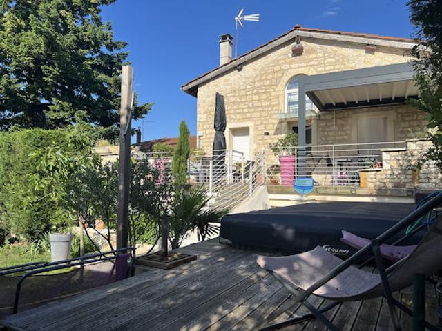 Vente Maison 6 pièces 192 m2 Lucenay