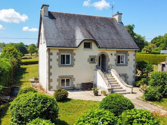 Vente Maison 6 pièces 192 m2 Plouguernével