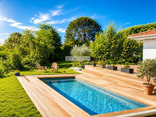 Vente Maison 6 pièces 192 m2 Saint Jean de Luz