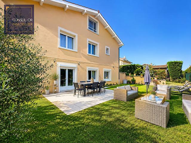 Vente Maison 6 pièces 192 m2 Vourles