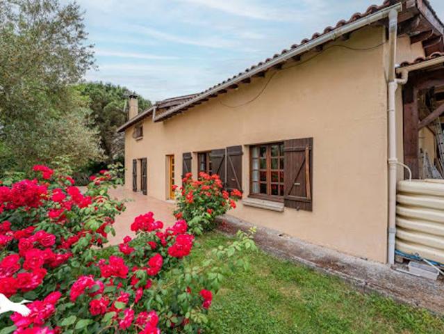 Vente Maison 6 pièces 193 m2 Mondavezan