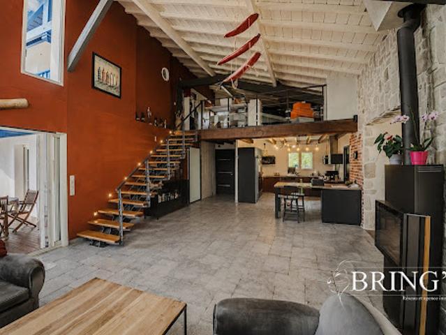 Vente Maison 7 pièces 193 m2 Urcuit