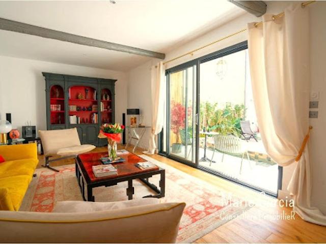 Vente Maison 6 pièces 204 m2 Nimes