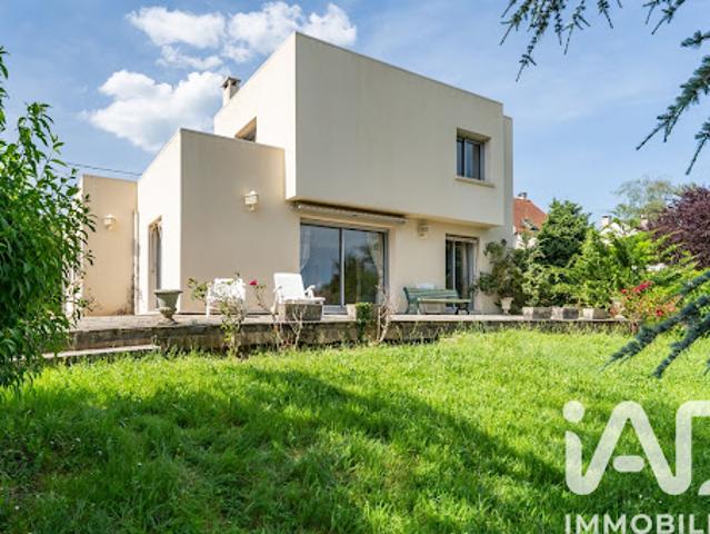 Vente Maison 6 pièces 205 m2 Corbeil Essonnes