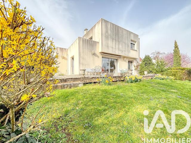 Vente Maison 6 pièces 205 m2 Corbeil Essonnes