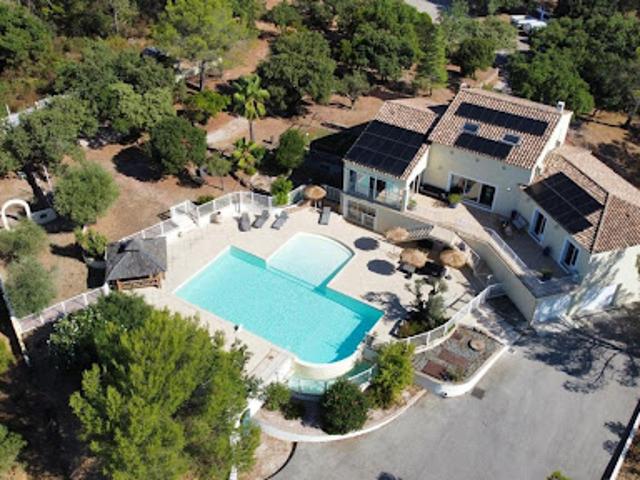 Vente Maison 6 pièces 205.6 m2 Cuers