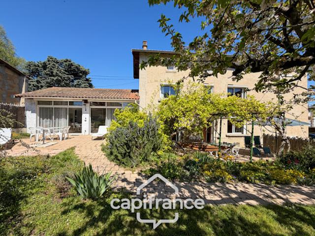 Vente Maison 6 pièces 206 m2 Saint Prim