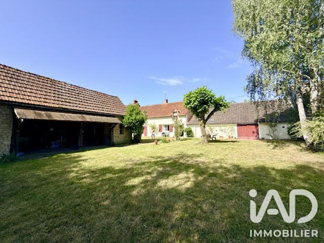 Vente Maison 6 pièces 207 m2 Boiscommun