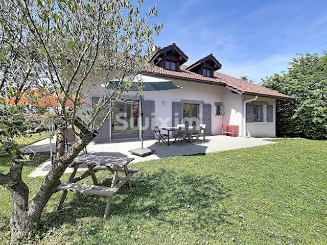 Vente Maison 6 pièces 208 m2 Messery