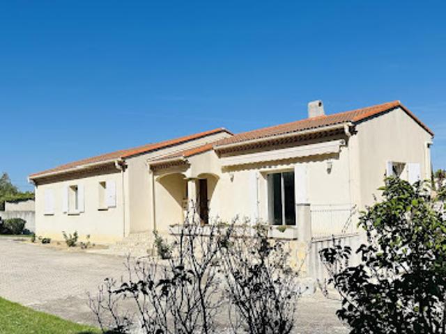 Vente Maison 6 pièces 208 m2 Cadolive