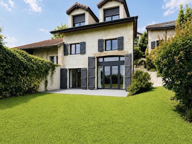 Vente Maison 6 pièces 208 m2 Péron