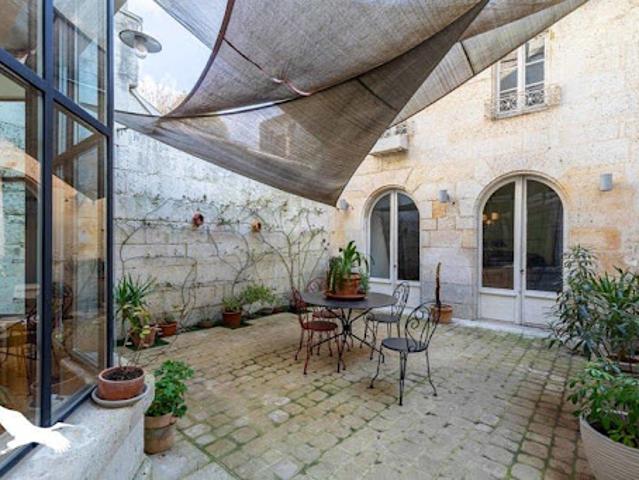 Vente Maison 6 pièces 209 m2 Angouleme