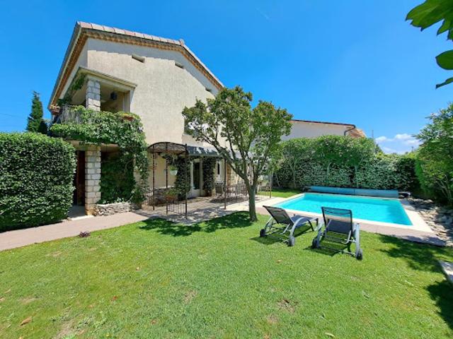Vente Maison 6 pièces 200 m2 Montelimar