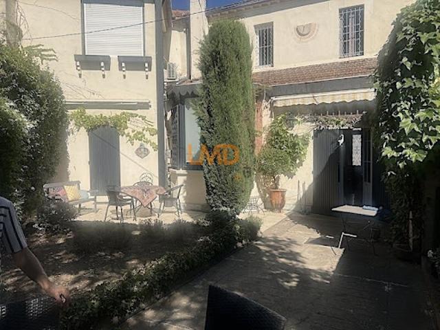 Vente Maison 6 pièces 200 m2 Nimes