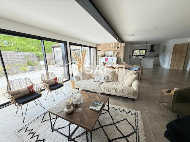 Vente Maison 6 pièces 200 m2 Ares