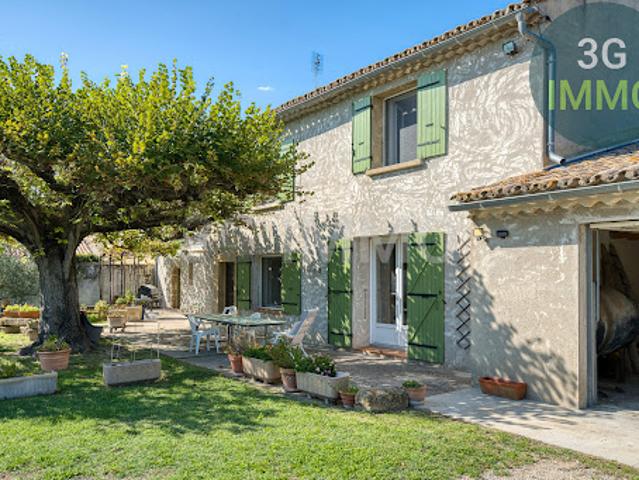 Vente Maison 6 pièces 200 m2 Camaret sur Aigues