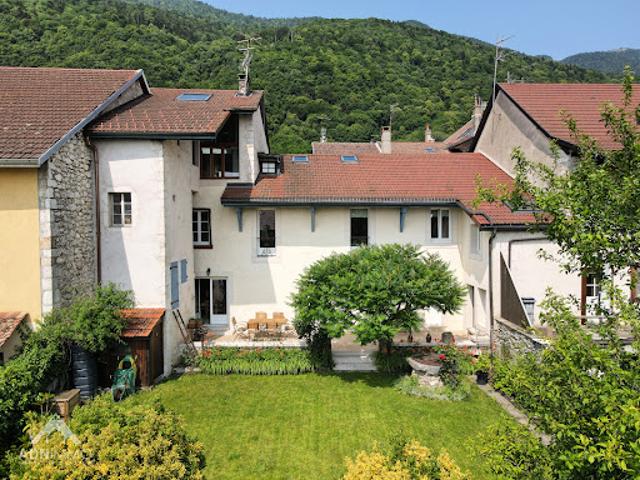 Vente Maison 6 pièces 200 m2 Collonges