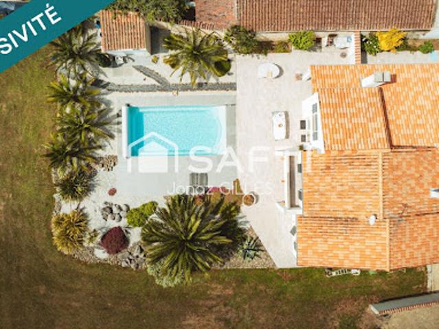 Vente Maison 6 pièces 200 m2 Le Grand Village Plage