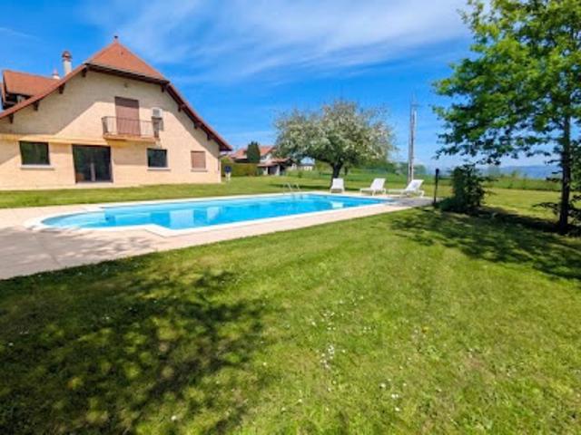 Vente Maison 6 pièces 200 m2 Les Abrets