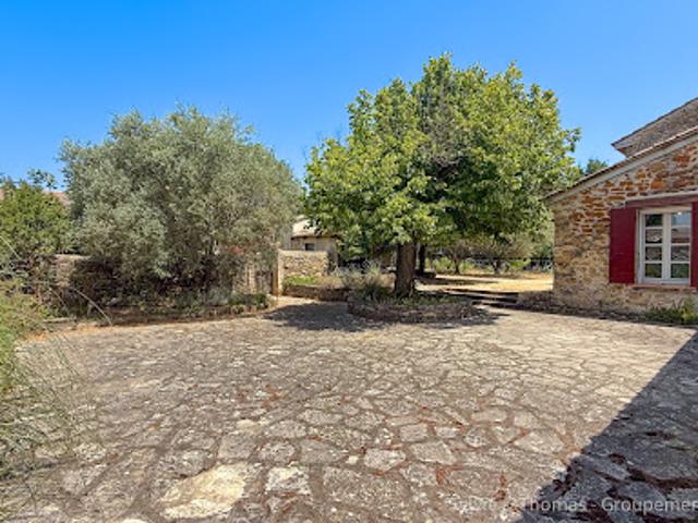 Vente Maison 6 pièces 200 m2 Piolenc