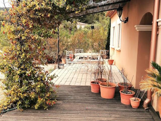 Vente Maison 6 pièces 200 m2 Saint Zacharie