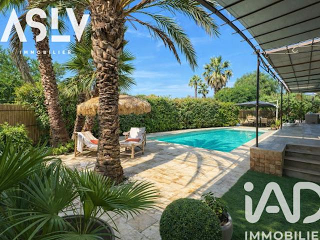 Vente Maison 6 pièces 200 m2 Six Fours les Plages
