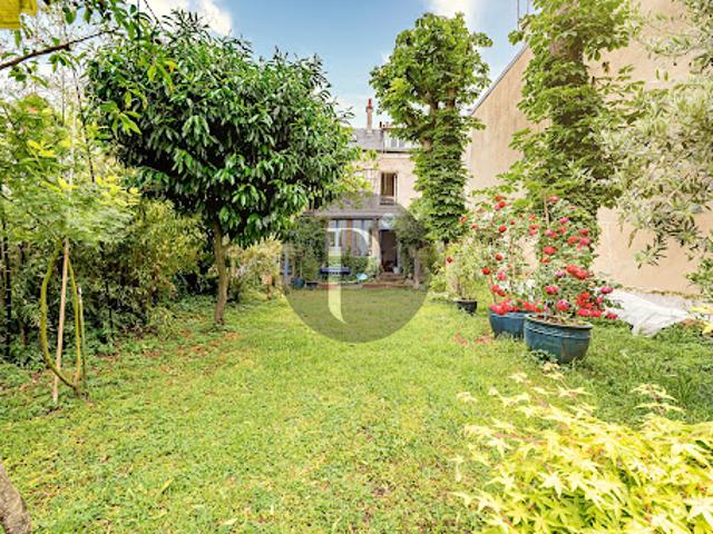 Vente Maison 6 pièces 201.69 m2 Gentilly