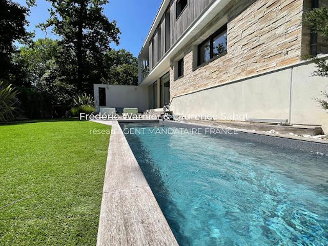 Vente Maison 6 pièces 202.51 m2 Vaucresson