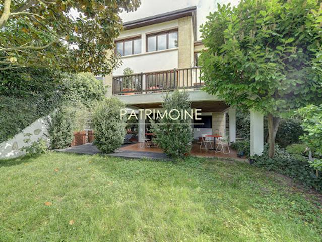 Vente Maison 7 pièces 203.75 m2 Le Pecq