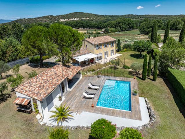 Vente Maison 6 pièces 215 m2 Aix en Provence