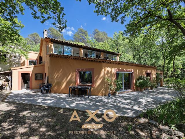 Vente Maison 6 pièces 217 m2 Le Puy Sainte Réparade