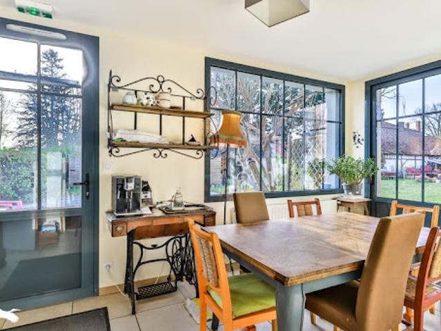 Vente Maison 6 pièces 218 m2 Sabres