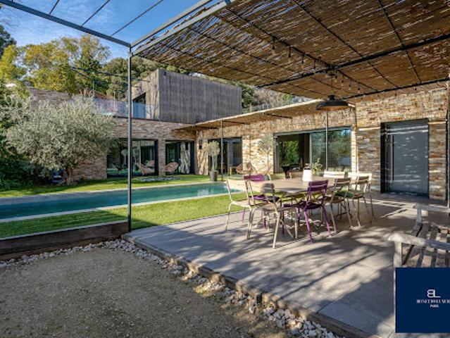 Vente Maison 6 pièces 218.45 m2 Marseille 12ème