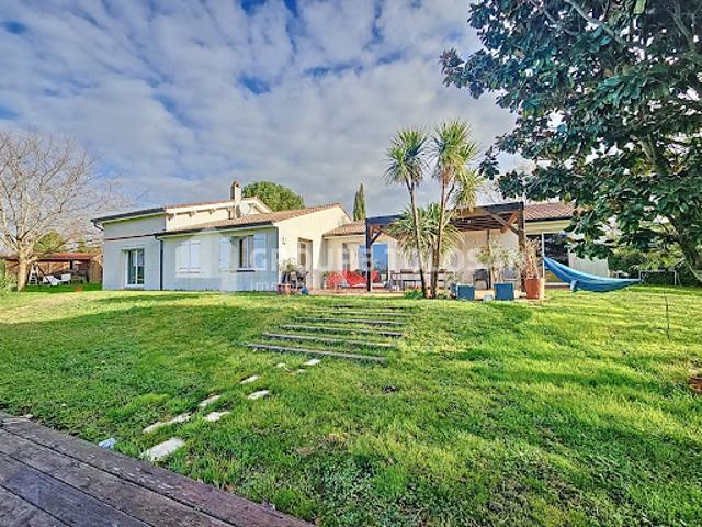 Vente Maison 6 pièces 219 m2 Escalquens
