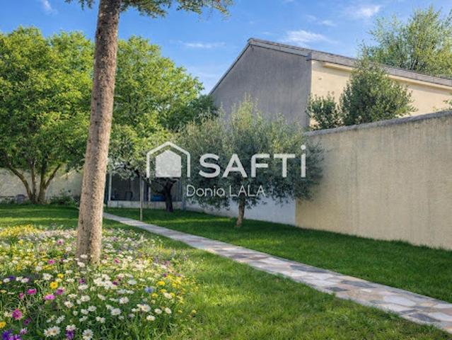 Vente Maison 6 pièces 210 m2 Creteil