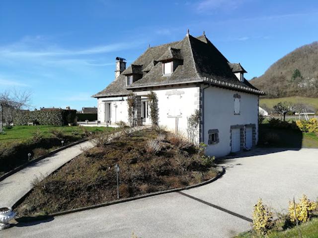 Vente Maison 6 pièces 210 m2 Polminhac