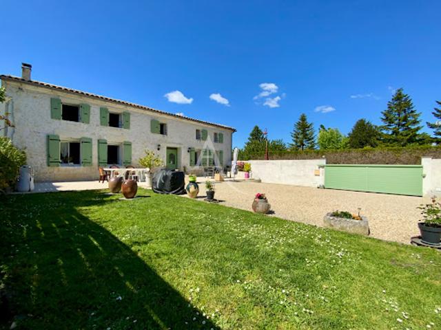 Vente Maison 6 pièces 210 m2 Pons