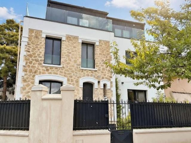 Vente Maison 6 pièces 210 m2 Saint maur des fosses