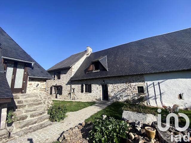 Vente Maison 6 pièces 210 m2 Saint Etienne aux Clos