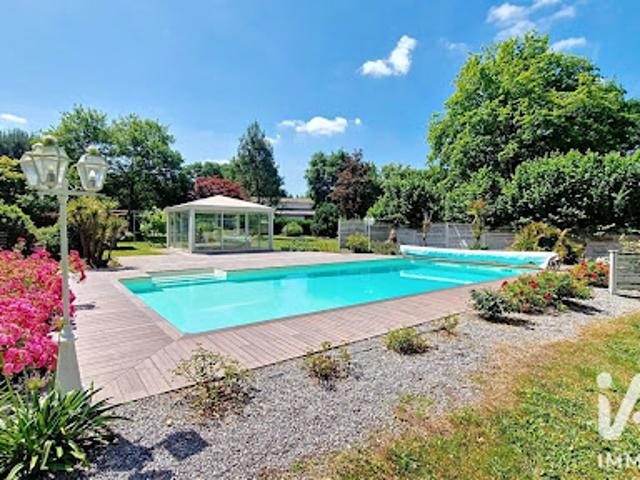 Vente Maison 6 pièces 211 m2 Carcarès Sainte Croix